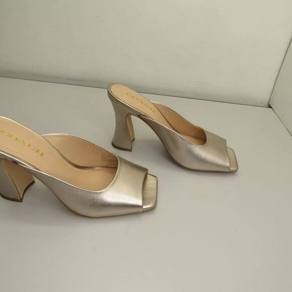 NEW COACH Womens Laurence Metallic Sandal Heeled Open Toe Champagne Size 8.5 - Picture 4 of 9